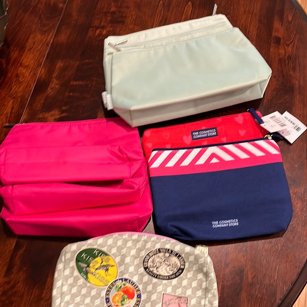 Bundle of  9!’new make up bags.